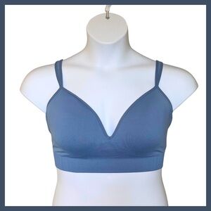 Small D-DD Athleta Embrace Sports Bra - Blue  - VGC